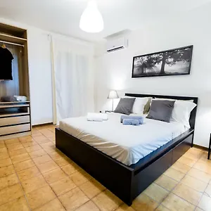Apartment Center, Catania